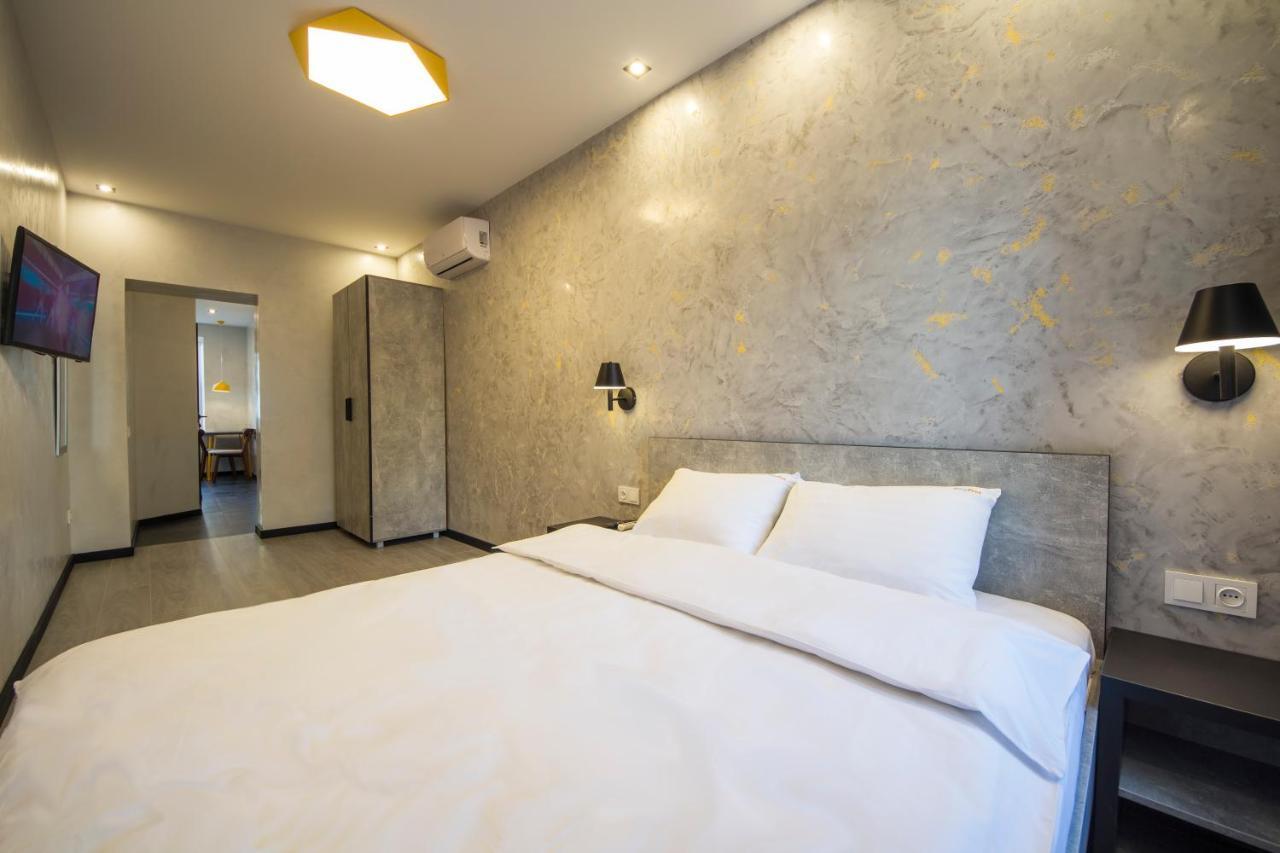 Modern Apartments On Baseina Near Arena City Киев Экстерьер фото